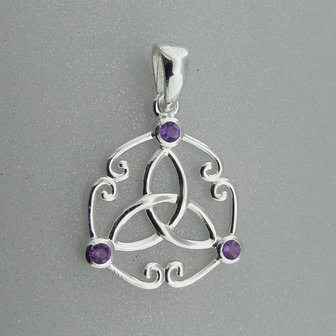 Zilveren Hanger Keltische Triquetra met kleine Amethist steentjes 