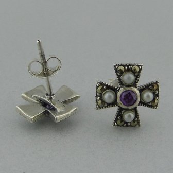 Zilveren Oorstekers Tempeliers of Maltezer kruis met markasietjes 