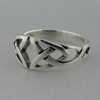 Zilveren Ring Keltische Triquetra   