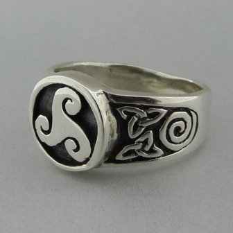 Zilveren Ring Keltische Triskel met Triquetra   