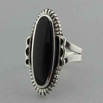 Zilveren Ring Langwerpig Onyx   