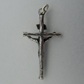 Zilveren Hanger Crucifix met INRI Schild  