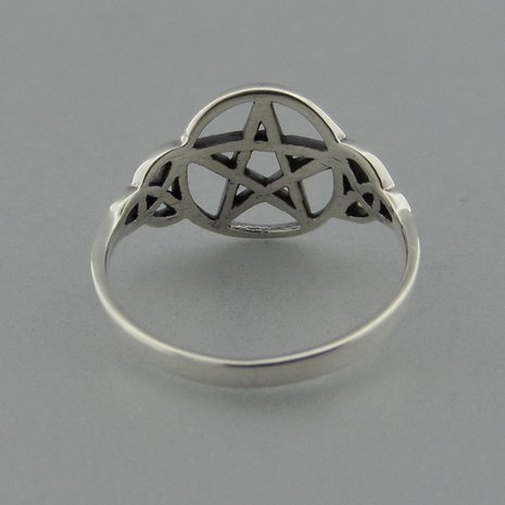 Zilveren Ring Pentagram met Keltische Triquetra 