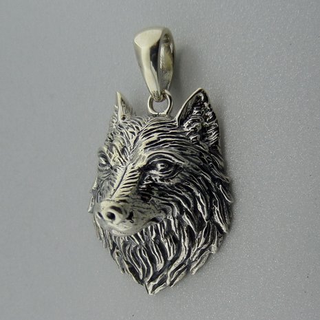 Zilveren Hanger Wolf   