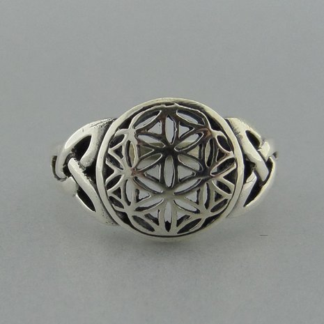 Zilveren Ring Flower of Life met Keltische Triquetra