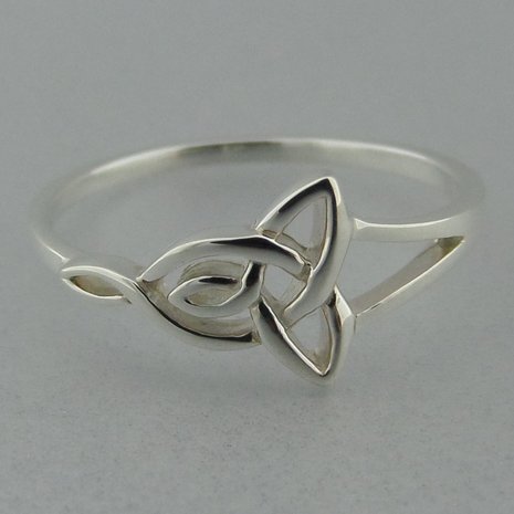 Zilveren Ring Keltische Triquetra   