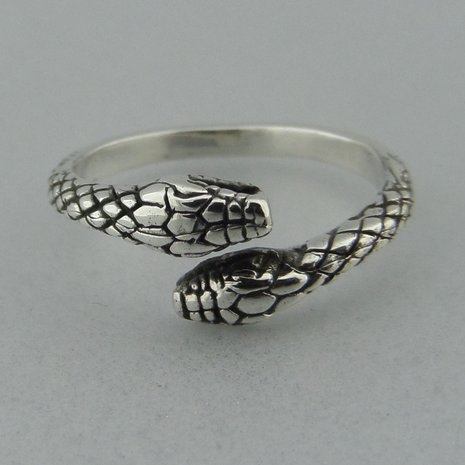 Zilveren Ring Slangenkop  