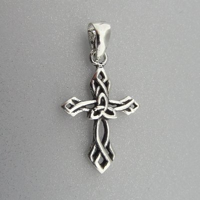 Zilveren Hanger Kruisje met Keltische Triquetra