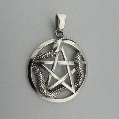 Zilveren Hanger Pentagram met Slang ( tijdelijk niet leverbaar )