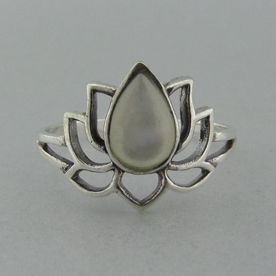 Zilveren Ring Lotus met Parelmoer Wit