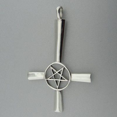 Zilveren Hanger Omgekeerd Kruis met Pentagram