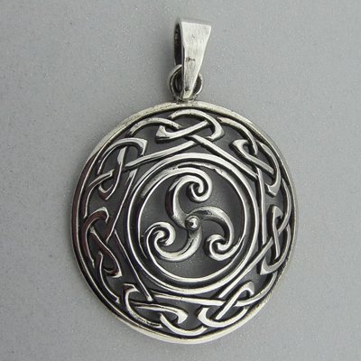 Zilveren Hanger Triskel in Keltische Cirkel
