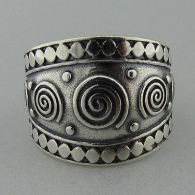 Zilveren Ring met Spiralen