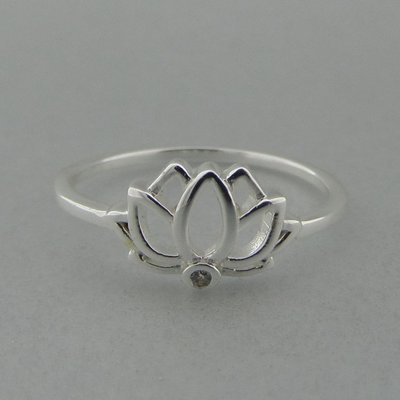 Zilveren Ring Lotus met klein steentje Zirkonia