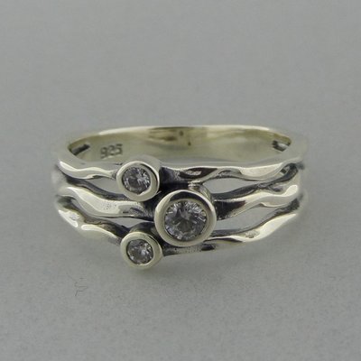 Zilveren Ring met Zirkonia Steentjes