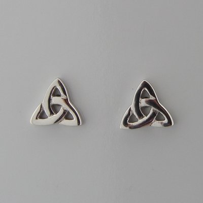 Zilveren Oorstekers Keltische Knoop Triquetra